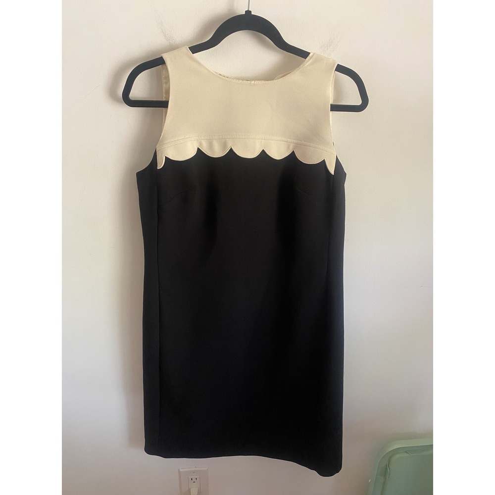 Nine West Womens Scalloped Colorblock Shift Dress Black Cream Size 8 Sleeveless